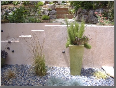 Retaining wall