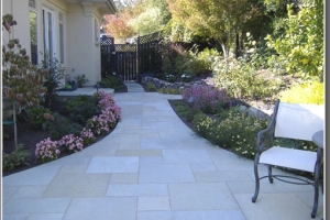 Challenge: A large yard for a family that entertains outside.